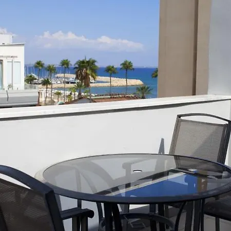Amorgos Boutique 3* Larnaca