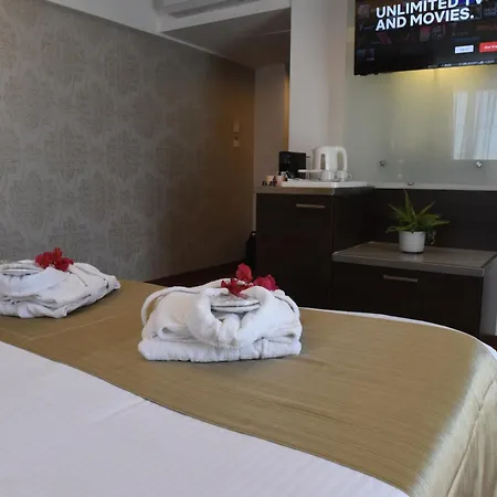 アモルゴス ブティック ホテル 2*