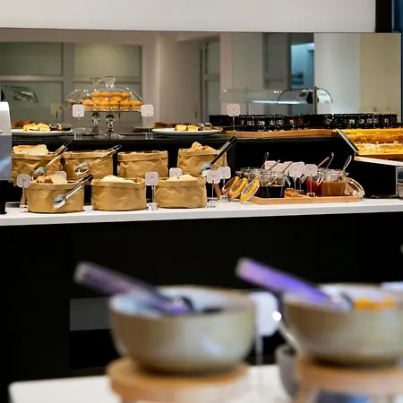 أمورجوس بوتيك فندق لارنكا