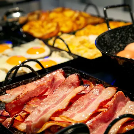 أمورجوس بوتيك 2* لارنكا