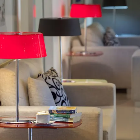 أمورجوس بوتيك 2*