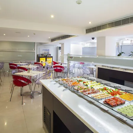 Ibis Styles 2*