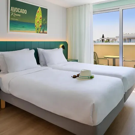 Готель Ibis Styles Ларнака