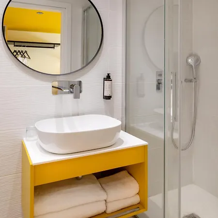 Ibis Styles 2*