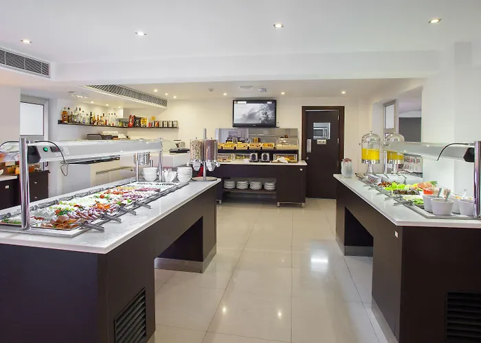 Amorgos Boutique 2* לרנקה