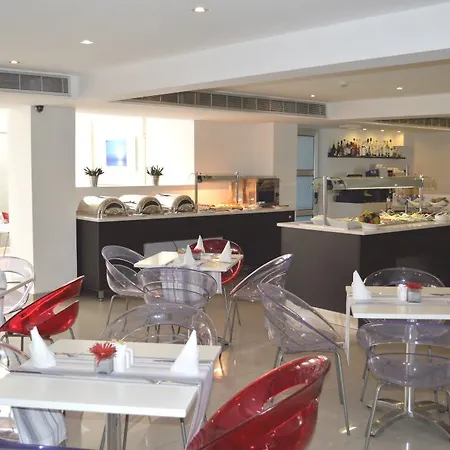 Amorgos Boutique Готель Ларнака